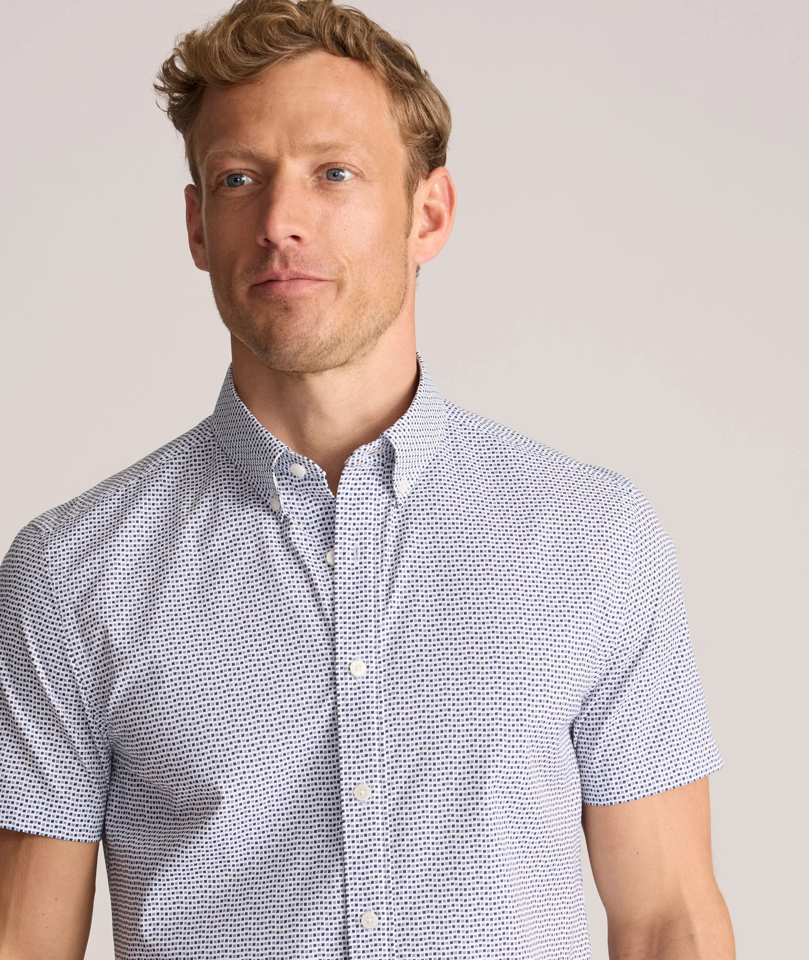 Performance Short-Sleeve Nouveau Shirt - Image 4