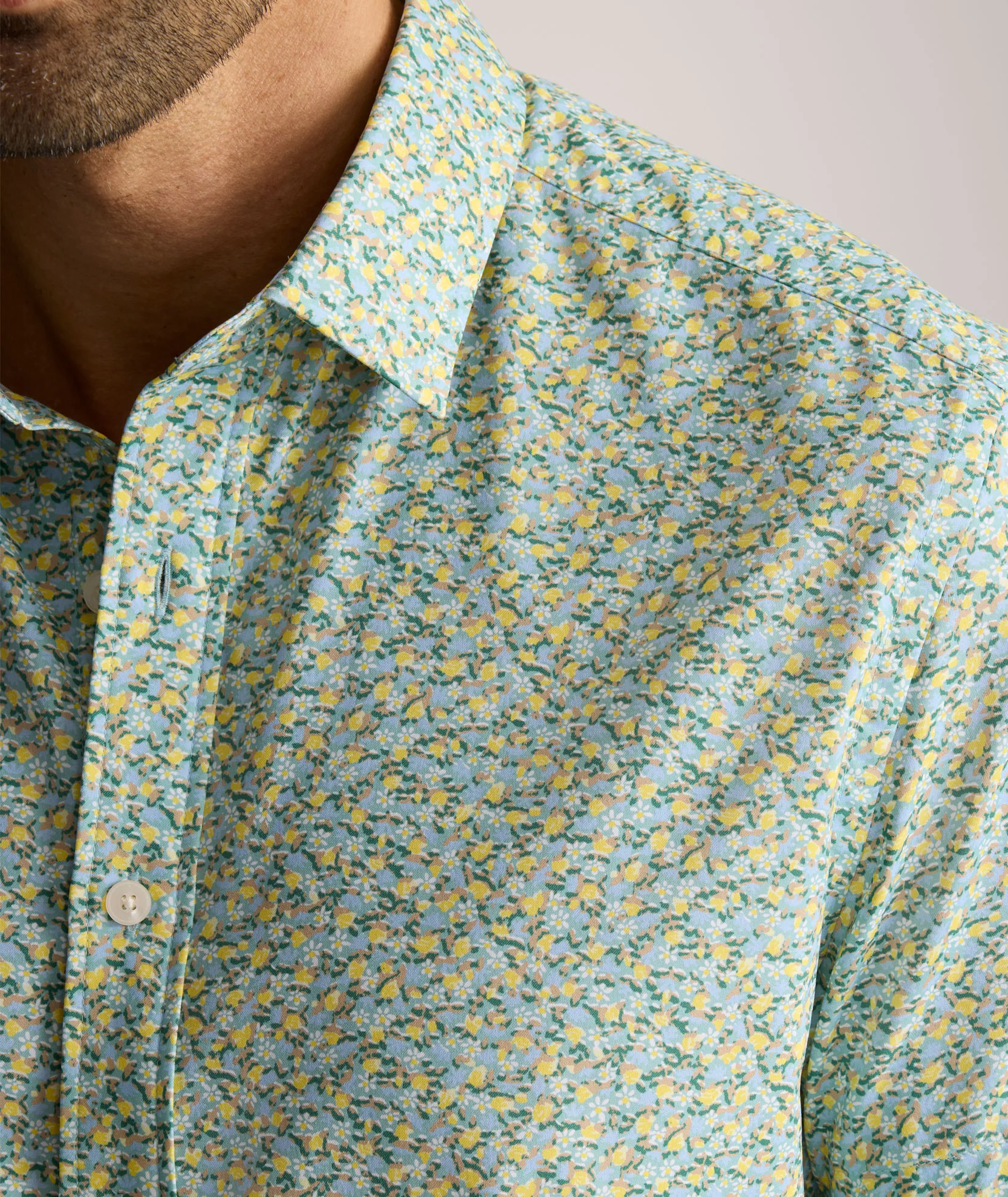 Performance Short-Sleeve Yorke Shirt - Image 4